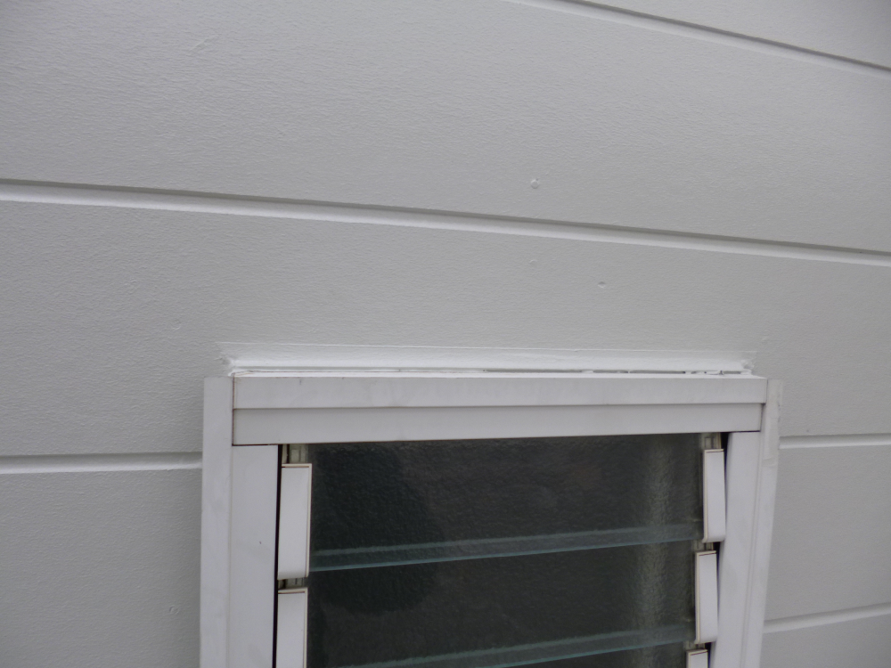 雨漏り修理+外壁の塗り替え